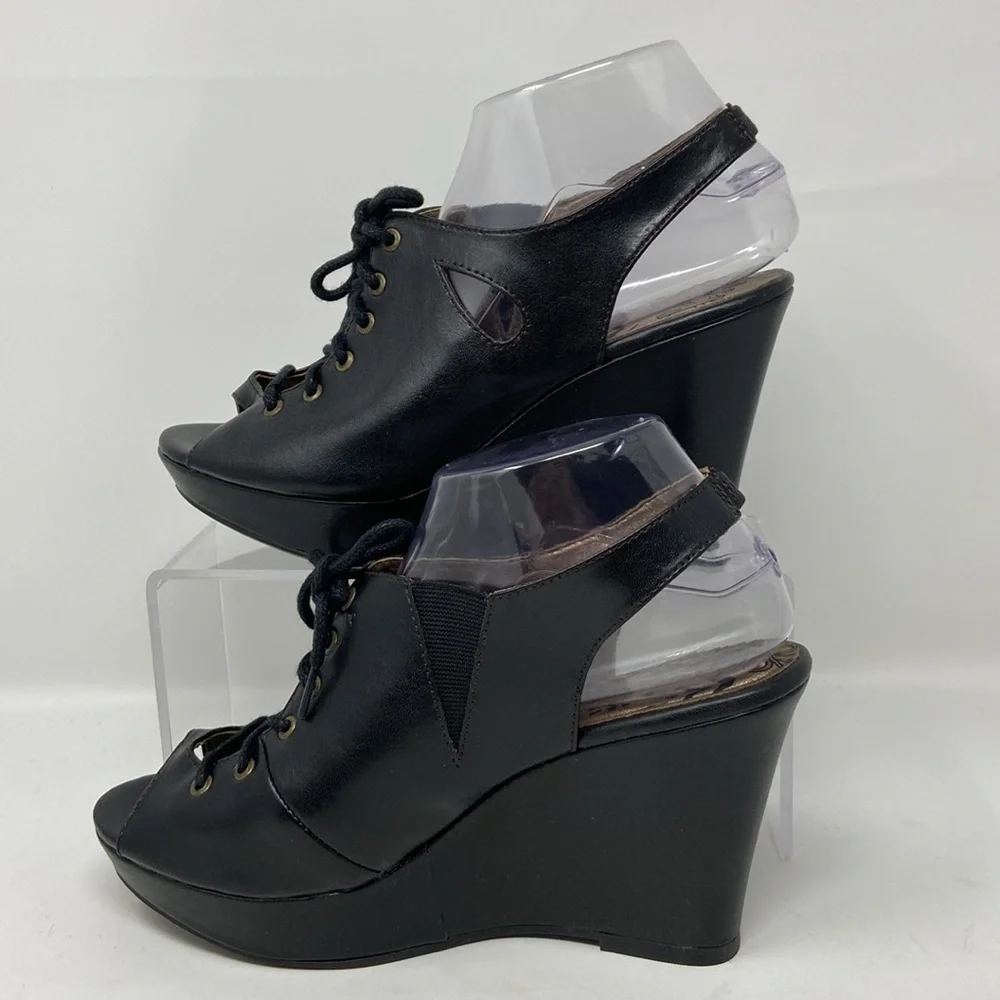 NWT Vigoss Black “Robert” Wedge 8.5M